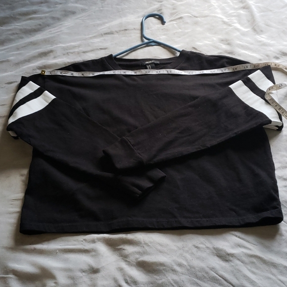 Forever 21 - Picture 4 of 4